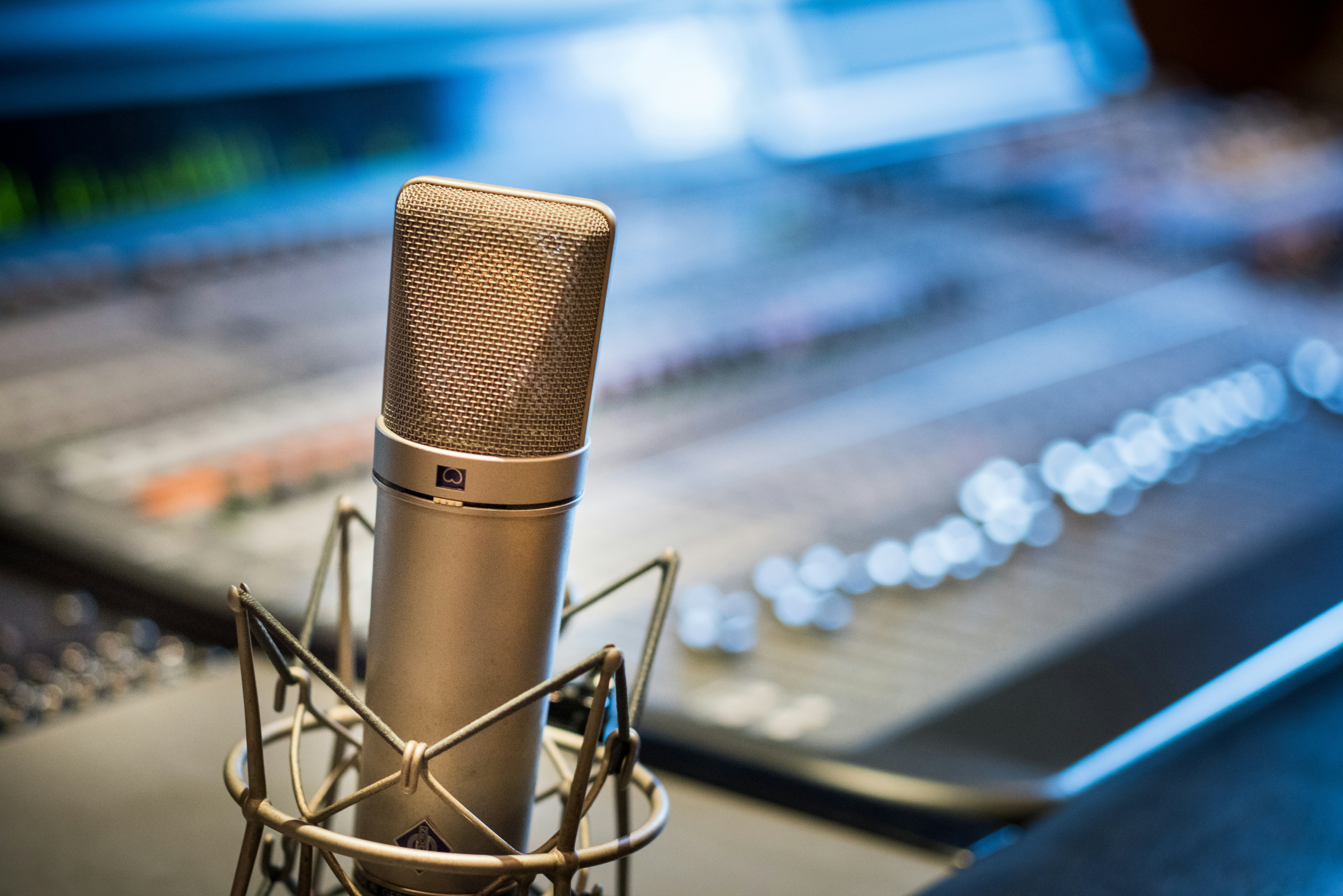 Voiceover and Dubbing
